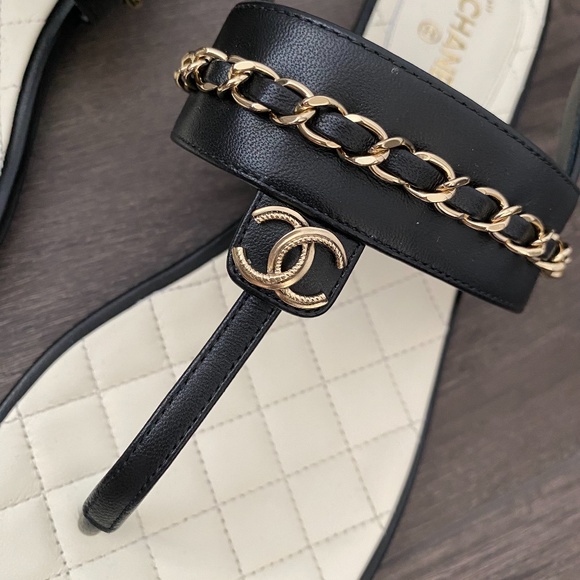2023 CHANEL CC LOGO BLACK THONG LEATHER FLAT SHOES SANDALS 40 - Picture 11 of 16